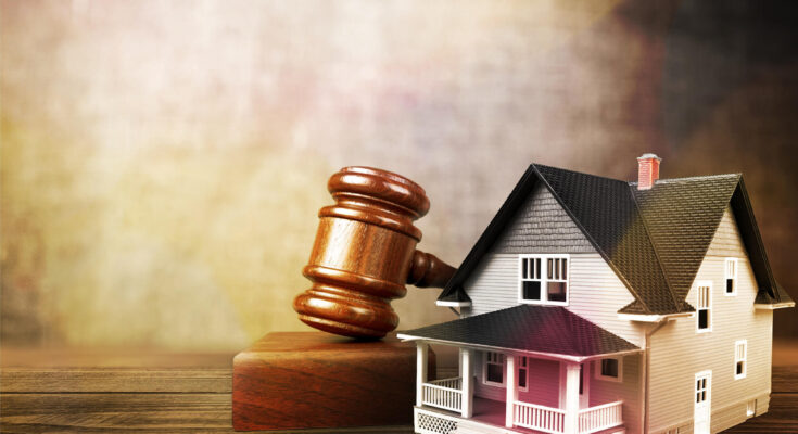 Real Estate Foreclosure Lawyer in New York